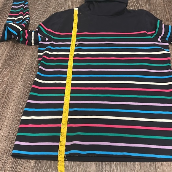 Top - Talbots “the Talbots Tee” - Picture 10 of 11